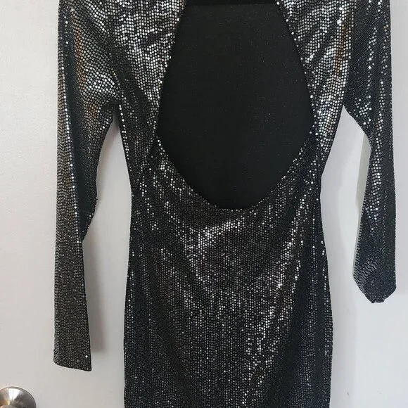 Gorgeous party dress! - Picture 5 of 7